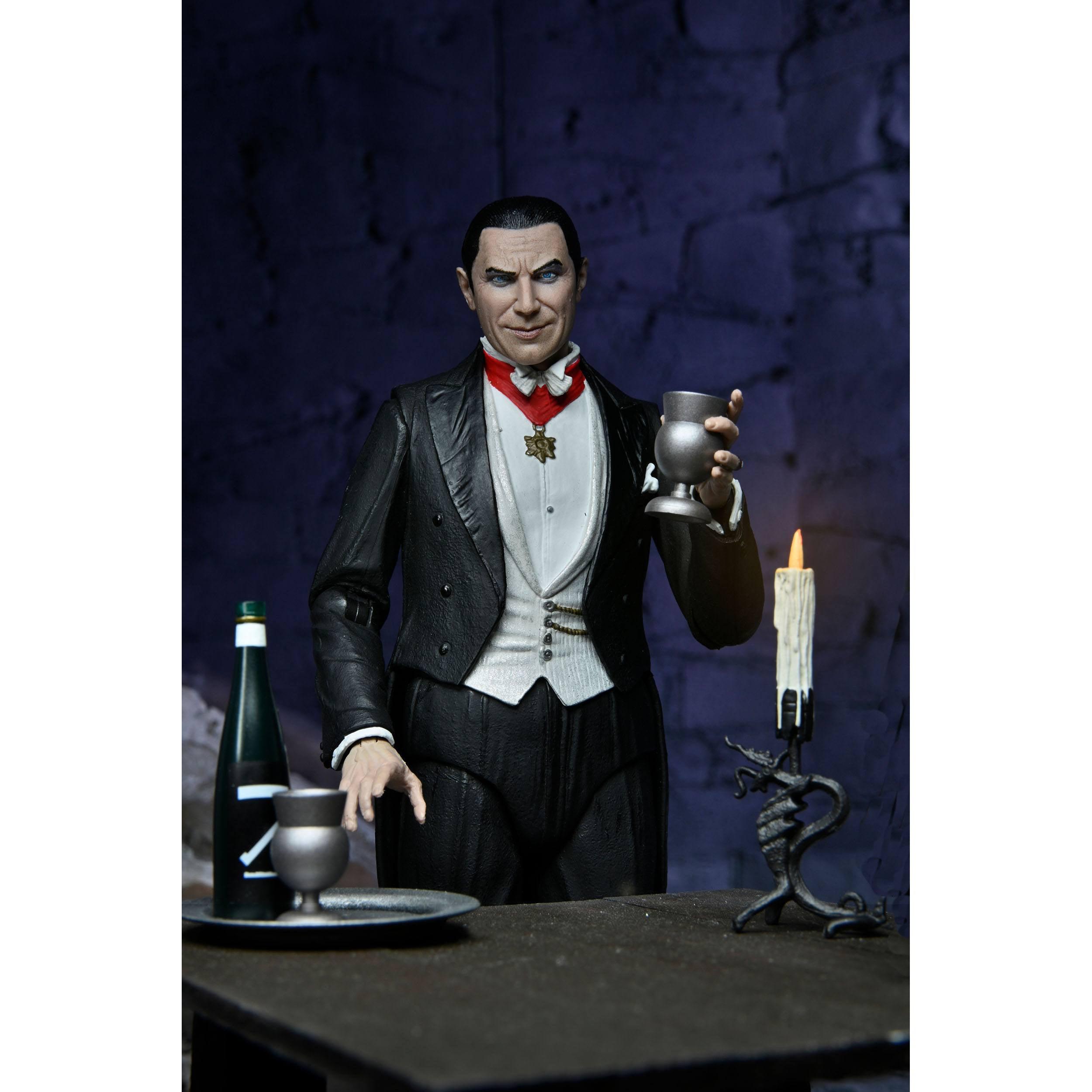 Universal Monsters: Ultimate Dracula (Transylvania)-Actionfiguren-NECA-Mighty Underground