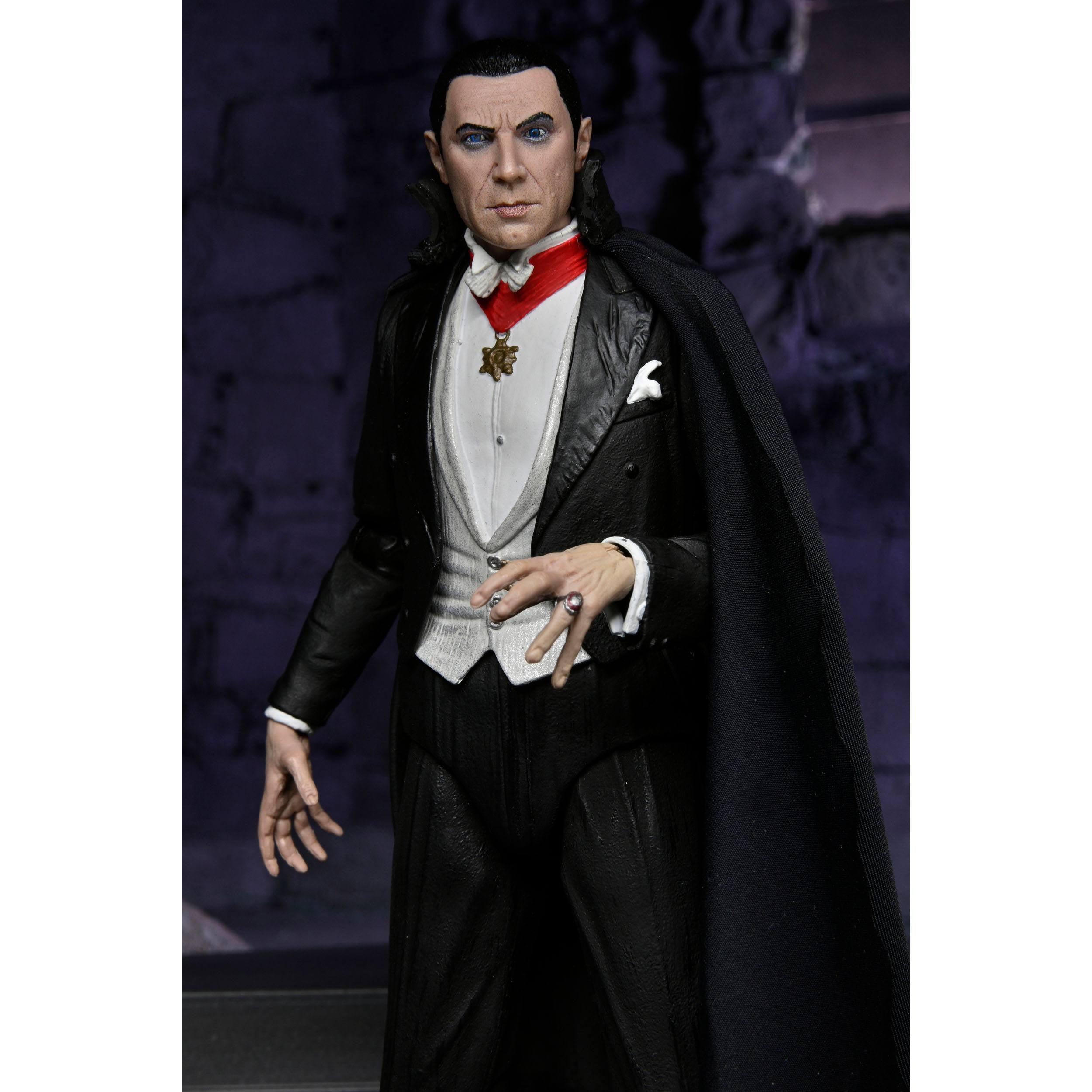 Universal Monsters: Ultimate Dracula (Transylvania)-Actionfiguren-NECA-Mighty Underground