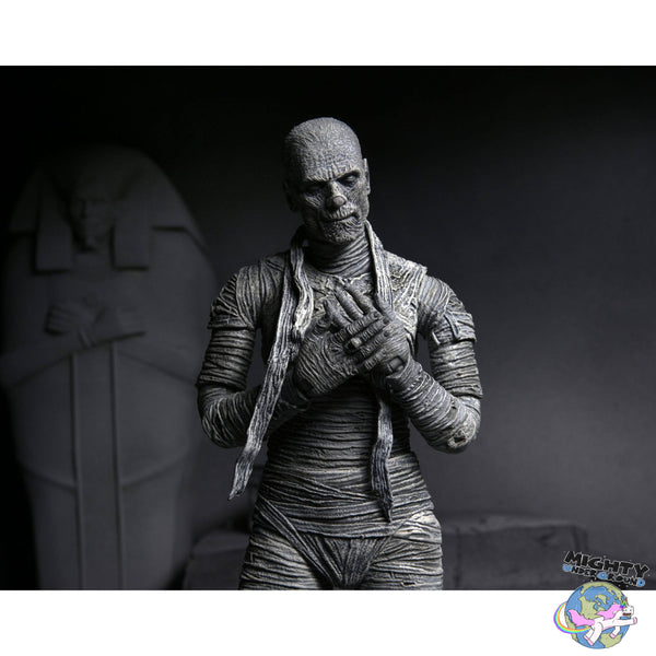 Universal Monsters: Ultimate The Mummy (Black & White)-Actionfiguren-NECA-Mighty Underground